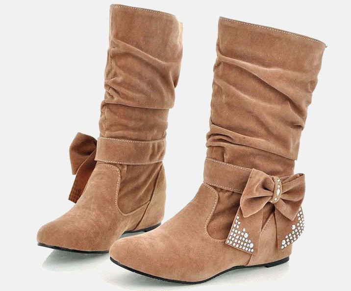 brown boots with bows